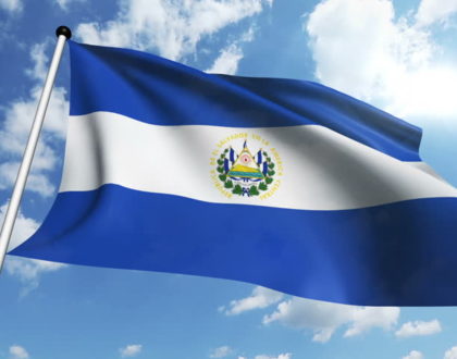 ¡EL SALVADOR LES NECESITA!